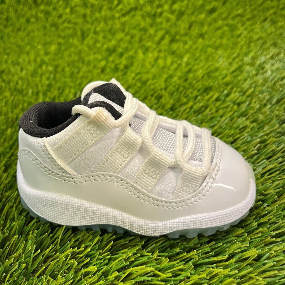 Nike Air Jordan 11 Retro Toddler Size 4C White Athletic Shoe Sneakers 505836-117